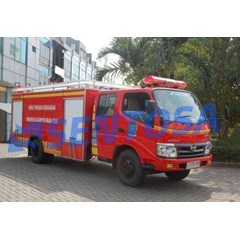 mobil pemadam kebakaran ns4000