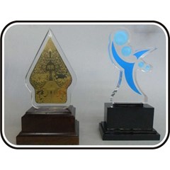 1n plat etching kuningan / plat etching stainlist / plat etching tembaga logam.