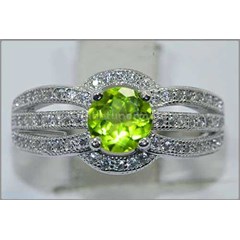 sparkling hot green peridot crystal mulus - rl 131