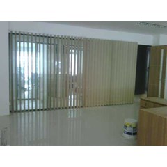 : vertical blinds, wooden blinds, horisontal blinds, roller blinds, vertical blins, roman shade, kasa nyamuk, gorden, dll...