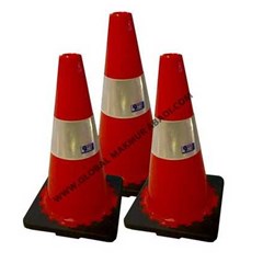 911 rubber traffic cone kaki hitam 70cm