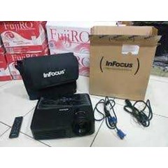 projector infocus in114a
