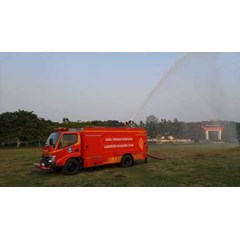 mobil pemadam kebakaran city fire 4000l