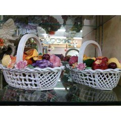 capodimonte buah keranjang