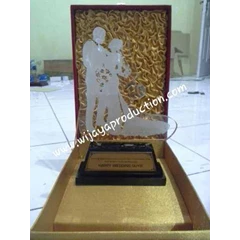 plakat pernikahan, plakat weding, cinderamata pernikahan, jual cinderamata peenikahan