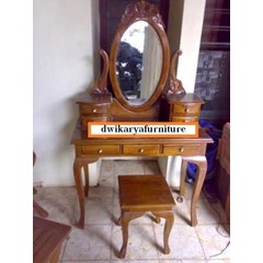meja rias kartini