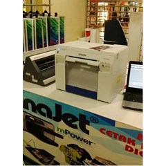 epson surelab d700