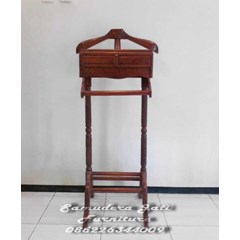 gantungan jas
