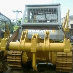 komatsu bulldozer d85ess-2 tahun 2000