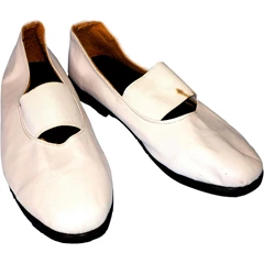 sepatu drum band