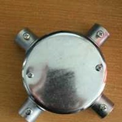 circular surface box 4 way e-19 steel