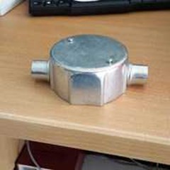 circular surface box 2 way (through) g-22 steel