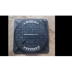 manhole cover cast iron (diameter 600 engsel medium duty)