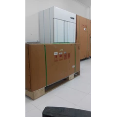 lemari pendingin makanan upright chiller 4 pintu