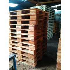 pallet kayu ukuran 150 x 150 x 16 cm 4 way entry