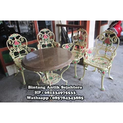 meja onyx tulungagung