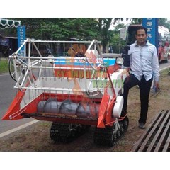 mesin panen padi berkualitas di jawa timur