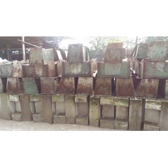batako/ kanstin/ paving block/ pagar beton( concrete wall)