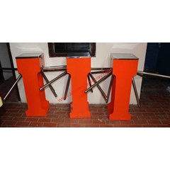 pintu putar box double (dua muka)