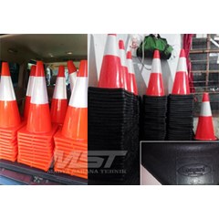 traffic cone, kerucut lalu lintas