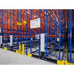 tech link powered mobile pallet racking