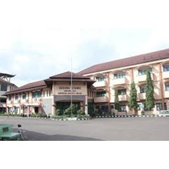 pembangunan sekolah dan universitas hall