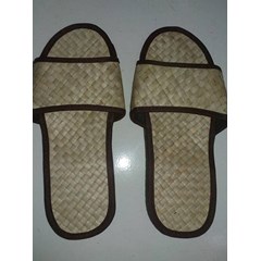 produksi sandal tikar hotel 