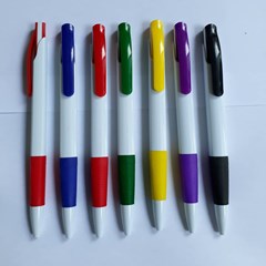 pulpen promosi bahan plastik 6 warna 818