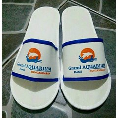 sandal hotel grand aquarium pengandaran putih list biru