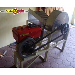 mesin pencacah rumput otomatis