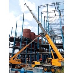 for rental / sewa: rafter terrain crane kato 25 ton surabay dan jawa timur