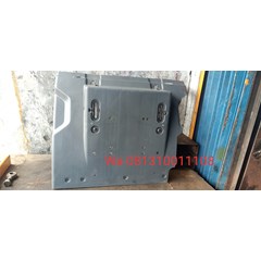 sparepart truk fender 781019z01e  781019z01d quester 