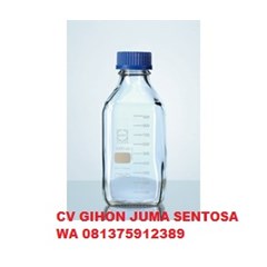square laboratory glass bottles