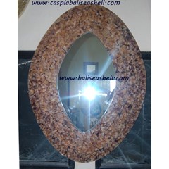 frame mirror brown pen lip shell / bingkai kaca atau cermin cokelat 