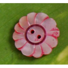 button from seashell motive flower art / kancing baju dari kerang laut motif ukiran bunga
