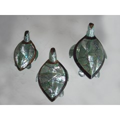 turtle crafts shell green from seashell / kerajinan ornamen penyu hijau dari kerang laut 