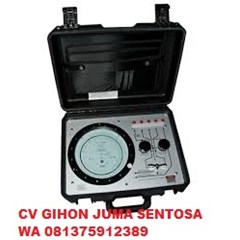 wika 65-120 series portable pneumatic calibrator