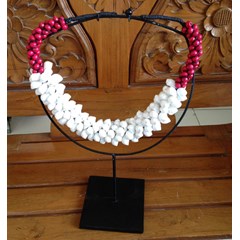 necklace shell art natural papua art kalung kerang seni natural papua 