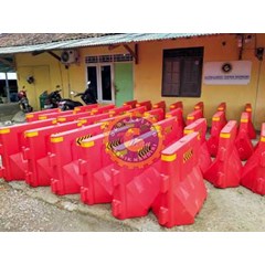 road barrier plastik