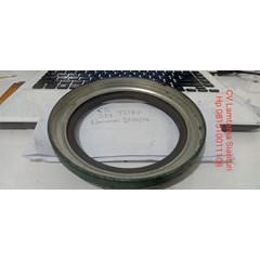 skf cr 45160 oil seal skf cr national 370021a seal sparepart truk