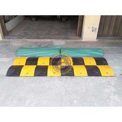 polisi tidur karet 1 meter
