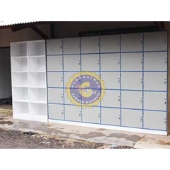 lemari loker kayu laboratorium