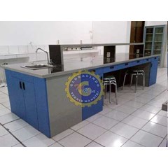 meja laboratorium kimia