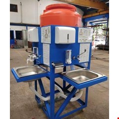 wastafel tiga sisi tanpa pedal 