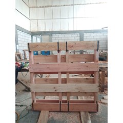 pallet/alas kayu