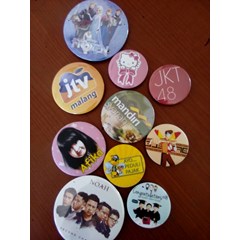 aneka pin bros souvenir