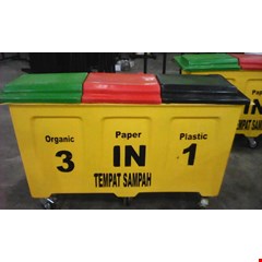 tempat sampah fiber kotak triple