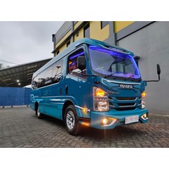 microbus pariwisata
