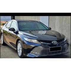sewa kendaraan mobil camry 2021 bulanan