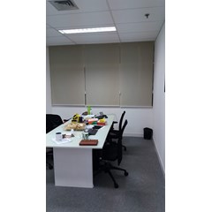 roller blinds ruangan ruko